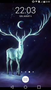 اسکرین شات برنامه Night Bringer : Magic glowing deer live wallpaper 1