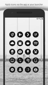 اسکرین شات برنامه Dark Void - Black Circle Icons 4