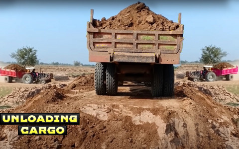 اسکرین شات بازی Tractor Trolley Farming Drive 2