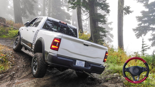 اسکرین شات 3 برنامه Pickup Truck Simulator Game 3D