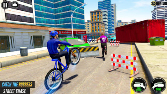 اسکرین شات برنامه US Police BMX Bicycle Street Gangster Crime Games 5