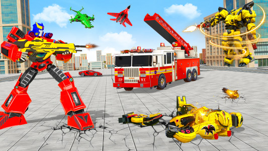 اسکرین شات بازی Fire Truck Robot Car Game 5