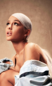 اسکرین شات 7 برنامه Ariana Grande Wallpapers