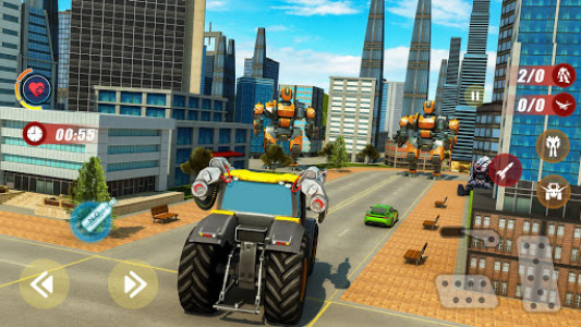 اسکرین شات برنامه Flying Tractor Robot Transform Games 4