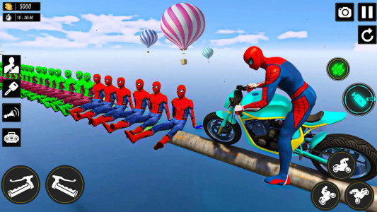 اسکرین شات بازی Superhero Tricky Bike Stunt 3D 7