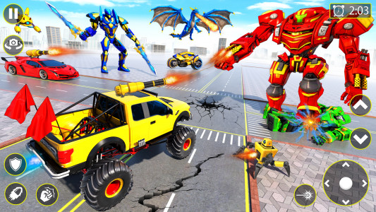اسکرین شات برنامه Monster Truck Robot Car Games 1