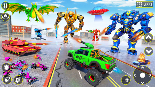 اسکرین شات برنامه Monster Truck Robot Car Games 4
