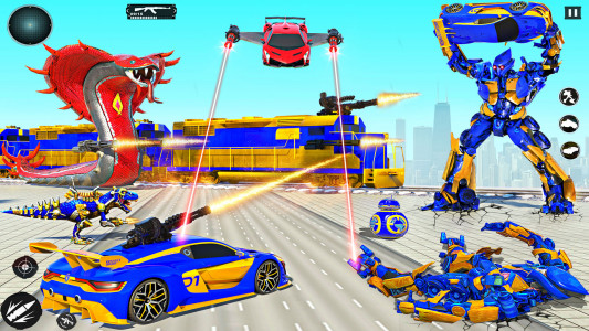 اسکرین شات برنامه Train Robot Transform Car Game 1