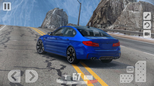 اسکرین شات 2 بازی City Racer BMW M5 Parking Area