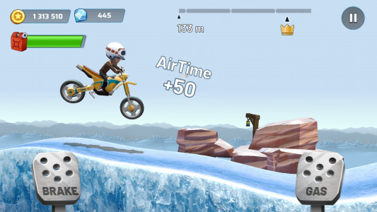 اسکرین شات بازی Mountain Climb : Jump Racing 5