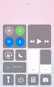 اسکرین شات برنامه Control Center iOS 15, Flashlight, Screen Record 6