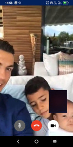 اسکرین شات برنامه C.Ronaldo' Video call Prank 3