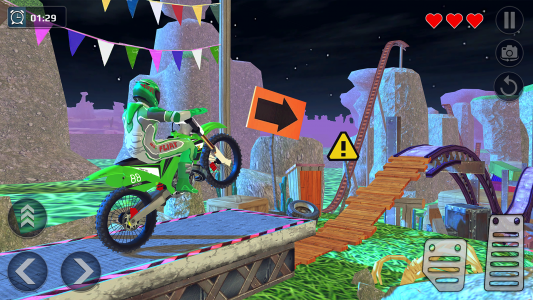 اسکرین شات بازی Motorbike Race Motorcycle Game 4