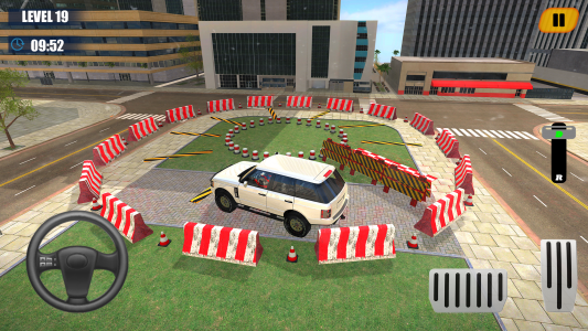 اسکرین شات بازی Modern Prado Car Parking Games 3