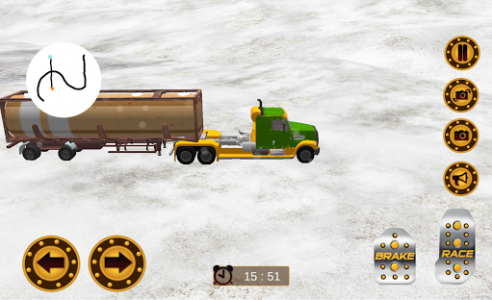 اسکرین شات بازی Snow Offroad Truck Transport 4