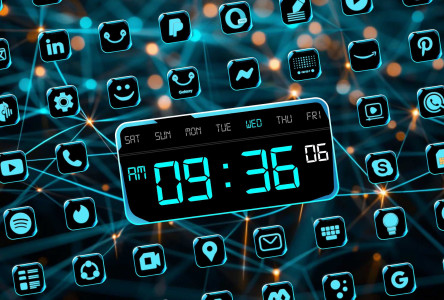 اسکرین شات 1 برنامه Themes 2025 Wallpapers