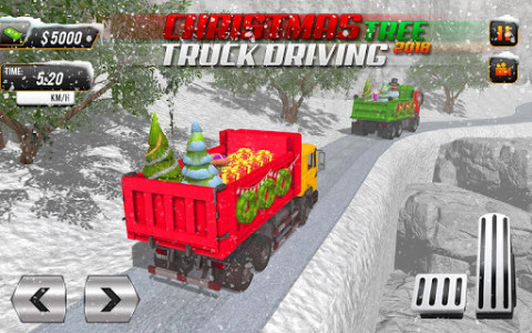 اسکرین شات برنامه Christmas Tree Transporter Truck: Driving Games 1