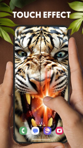 اسکرین شات برنامه Roaring Tiger Live Wallpaper 2