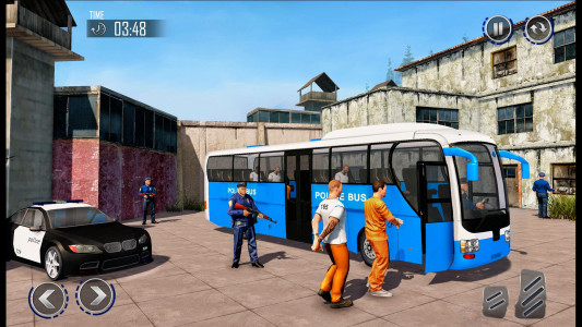 اسکرین شات برنامه US Police Transporter Bus Game 3