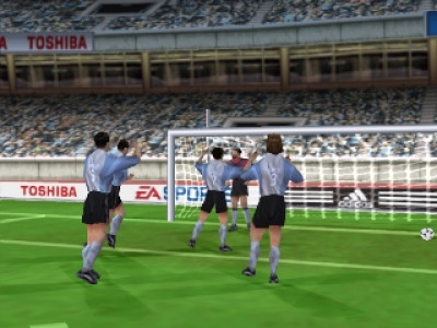 اسکرین شات بازی فیفا 2005 (دونفره) 9