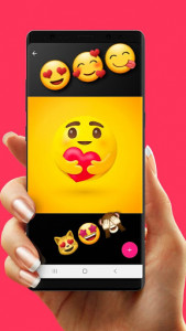 اسکرین شات برنامه Emoji GIF 1