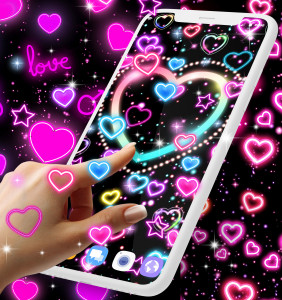 اسکرین شات 4 برنامه Neon hearts live wallpaper