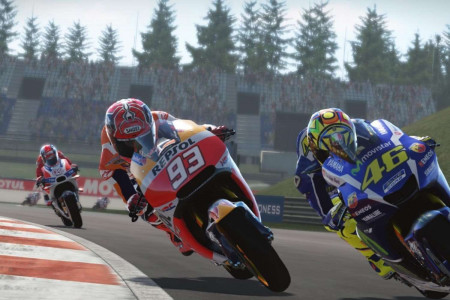 اسکرین شات بازی مسابقات موتور GP 2