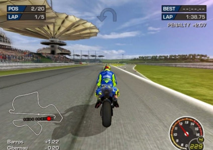 اسکرین شات بازی مسابقات موتور GP 9