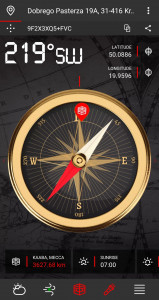 اسکرین شات برنامه Perfect Compass (with weather) 2