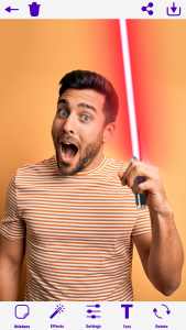 اسکرین شات 3 برنامه LightSaber: Photo Editor
