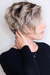 اسکرین شات 3 برنامه Short Hairstyles