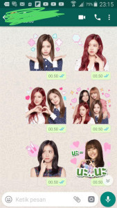 اسکرین شات برنامه KPOP WAStickerApps : Korean Stickers for Whatsapp 2